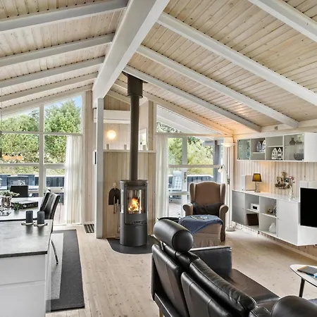 度假居 Gorgeous Home In Hirtshals With Sauna 希茨海尔斯