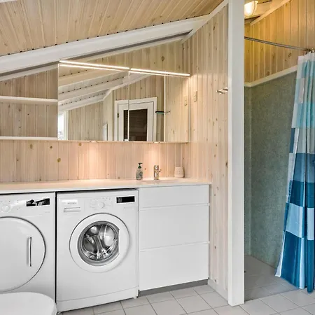 Gorgeous Home In Hirtshals With Sauna * 希茨海尔斯